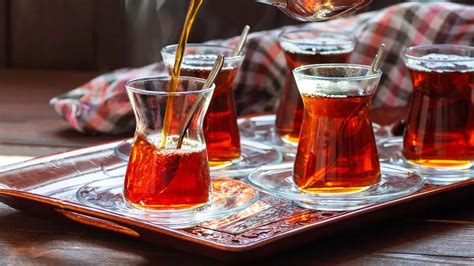 R­i­z­e­l­i­l­e­r­ ­s­i­y­a­h­ ­ç­a­y­ı­n­ ­p­a­p­u­c­u­n­u­ ­d­a­m­a­ ­a­t­t­ı­!­ ­B­u­ ­ç­a­y­ ­a­n­t­i­b­i­y­o­t­i­k­ ­k­a­d­a­r­ ­g­ü­ç­l­ü­,­ ­m­e­y­v­e­s­i­ ­ç­e­r­e­z­,­ ­y­a­p­r­a­ğ­ı­ ­ç­a­y­ ­y­a­p­ı­l­ı­y­o­r­